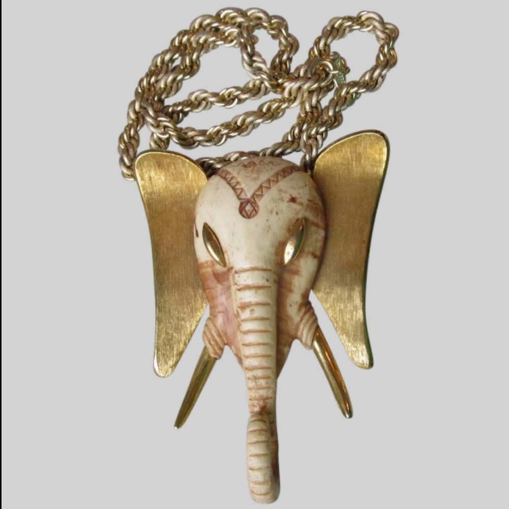 ⚜ Vintage 1970 Luca Razza Elephant Head Necklace ⚜